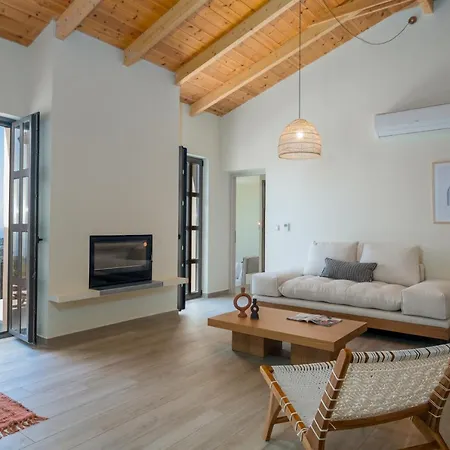 J&c Luxury Villa