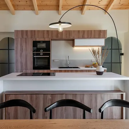 J&c Luxury Villa Asos